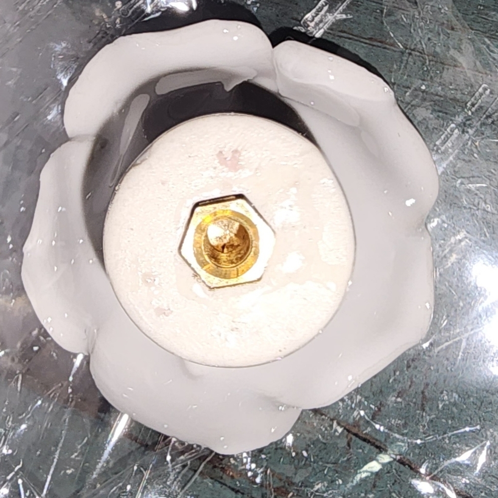 Set of 6 White Flower Drawer Pulls - Picture 4 of 5